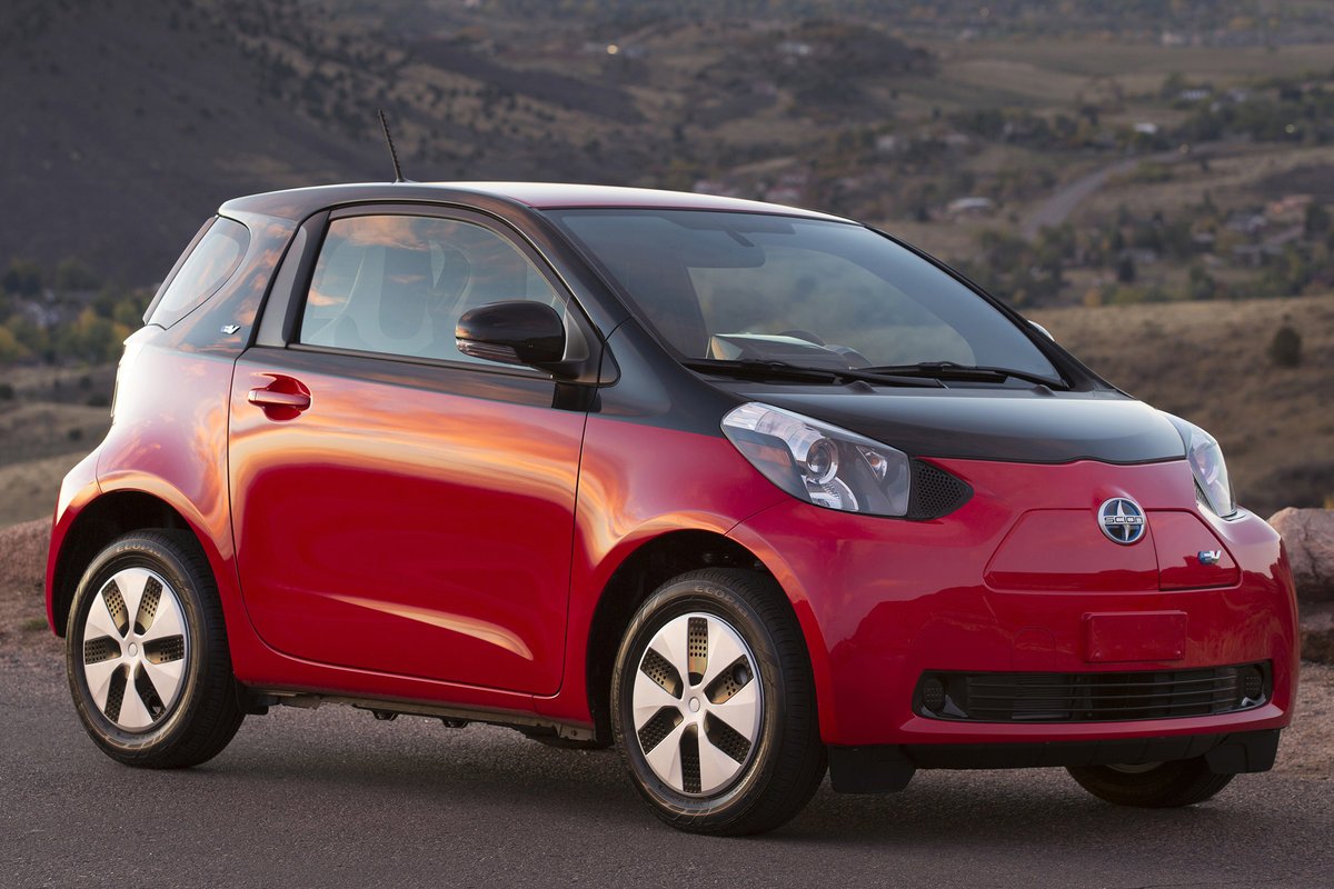 Toyota IQ 2013