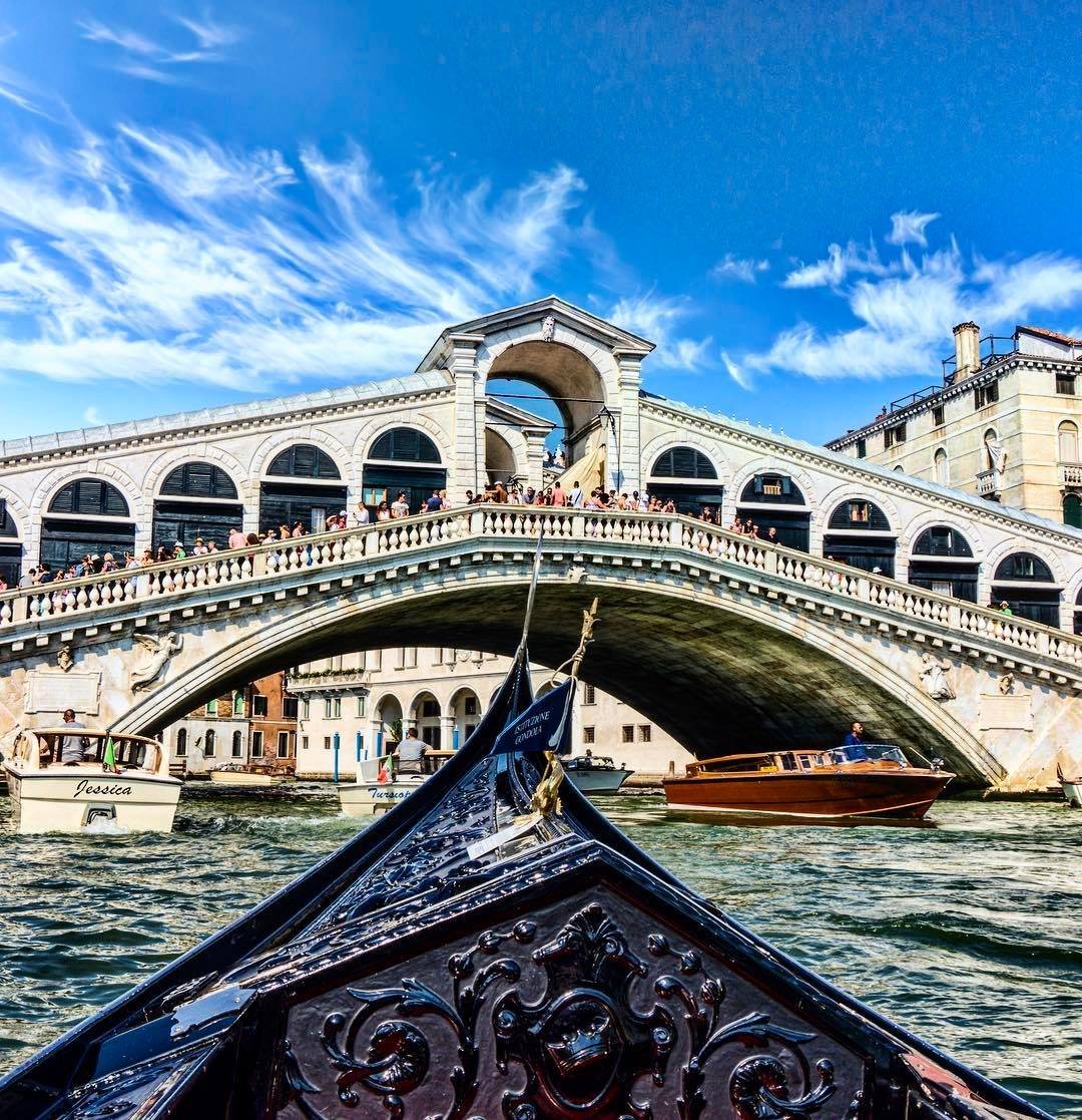Венеция путешествие. Описание Венеции река. Rialto in real Life.