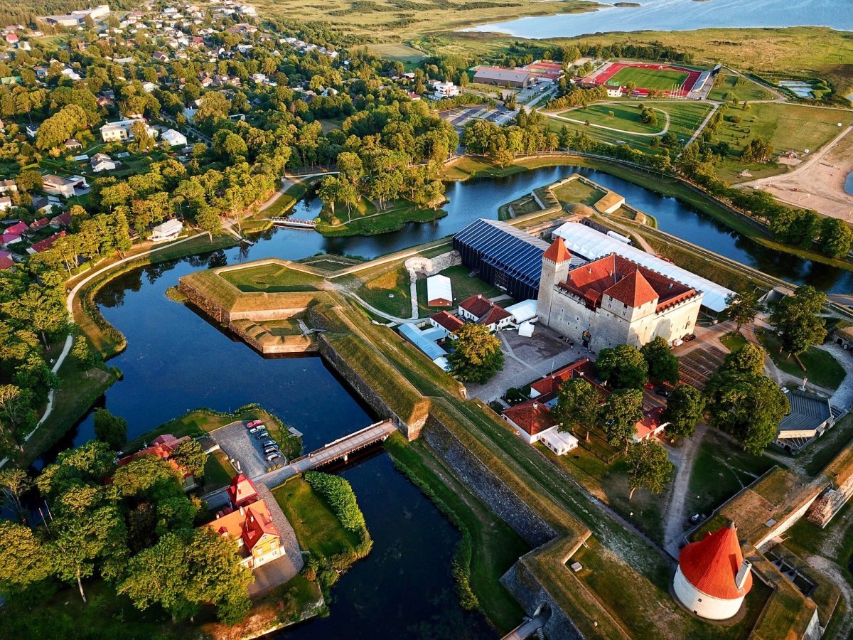 Замок Курессааре, Эстония