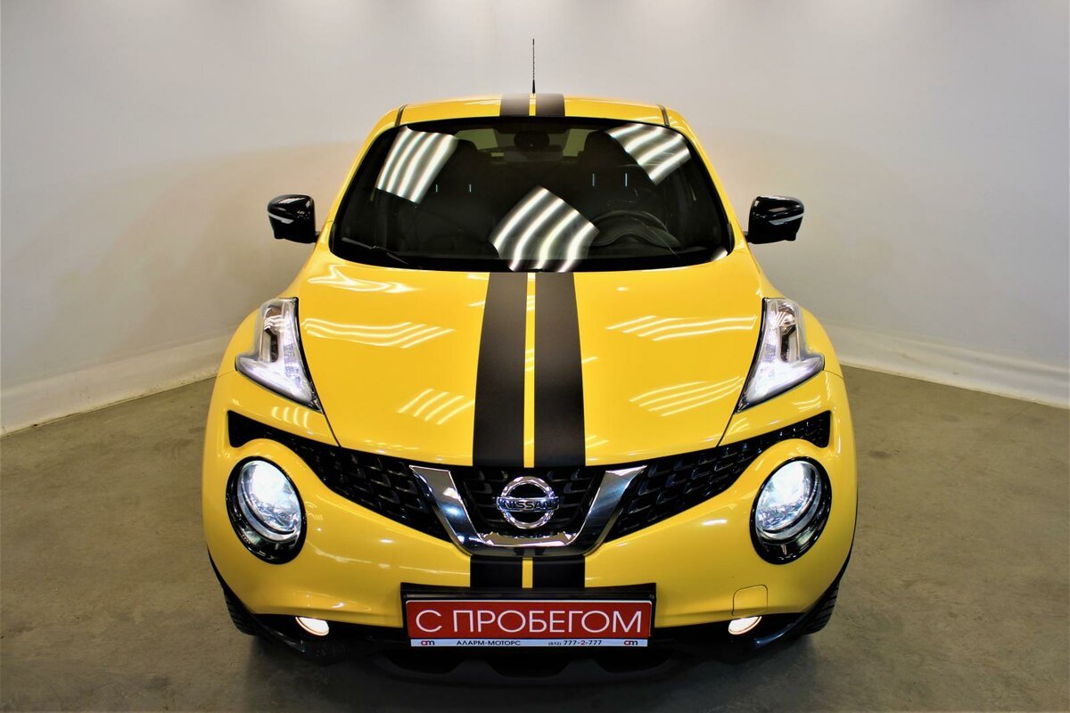 Nissan Juke желтый