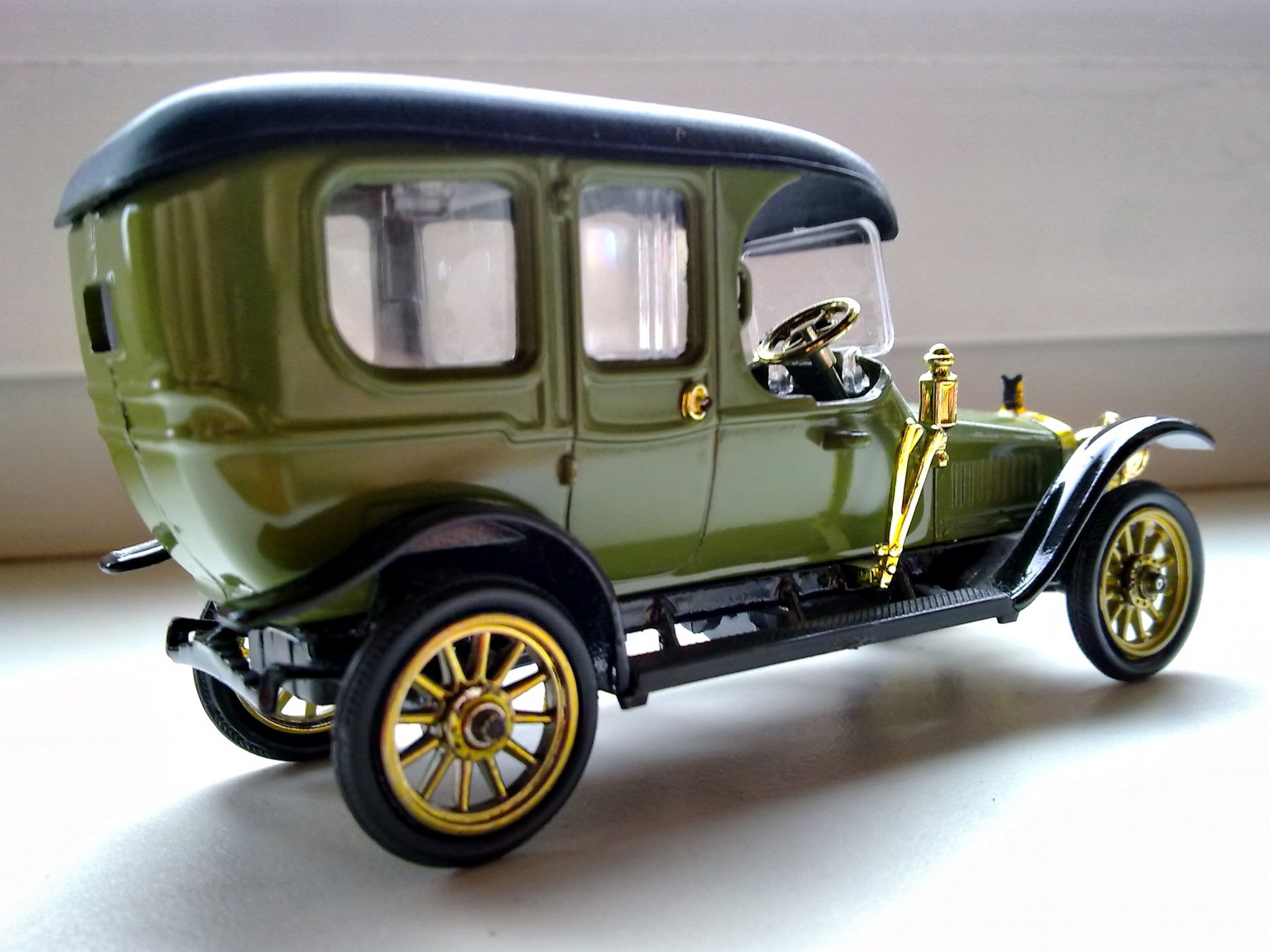 Автомобиль балт. Руссо Балт. Грузовик Руссо Балт. Автомобиль Руссо-Балт модель. Модель первого Руссо-Балт 1909 1:43.