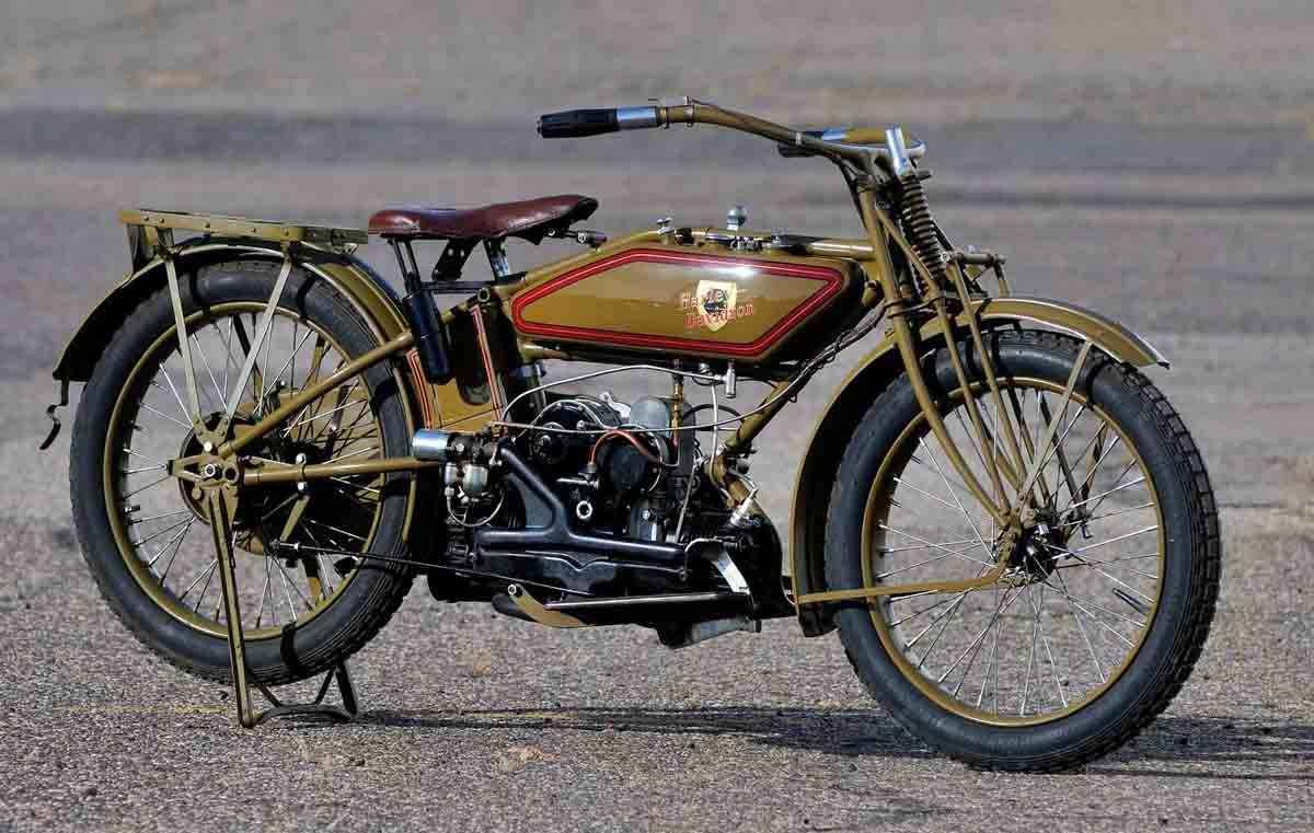 Первый мотоцикл Harley Davidson