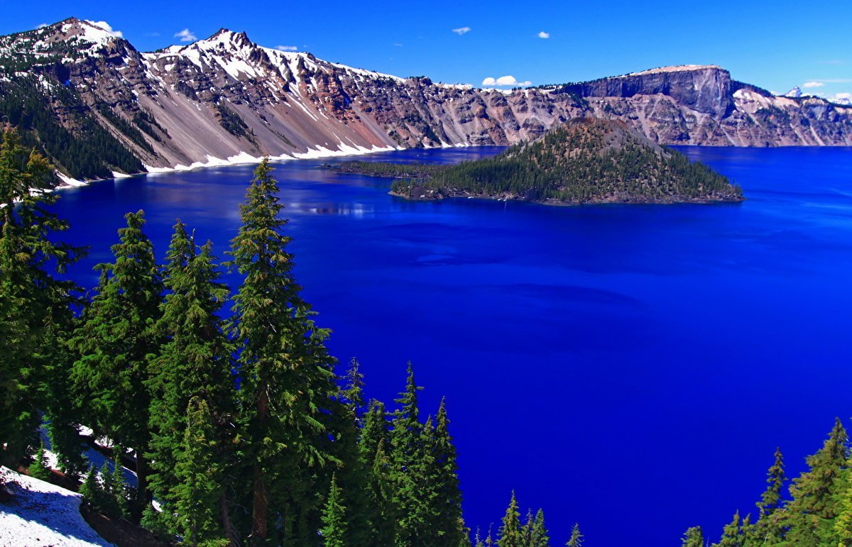 Кратерное озеро в Орегоне