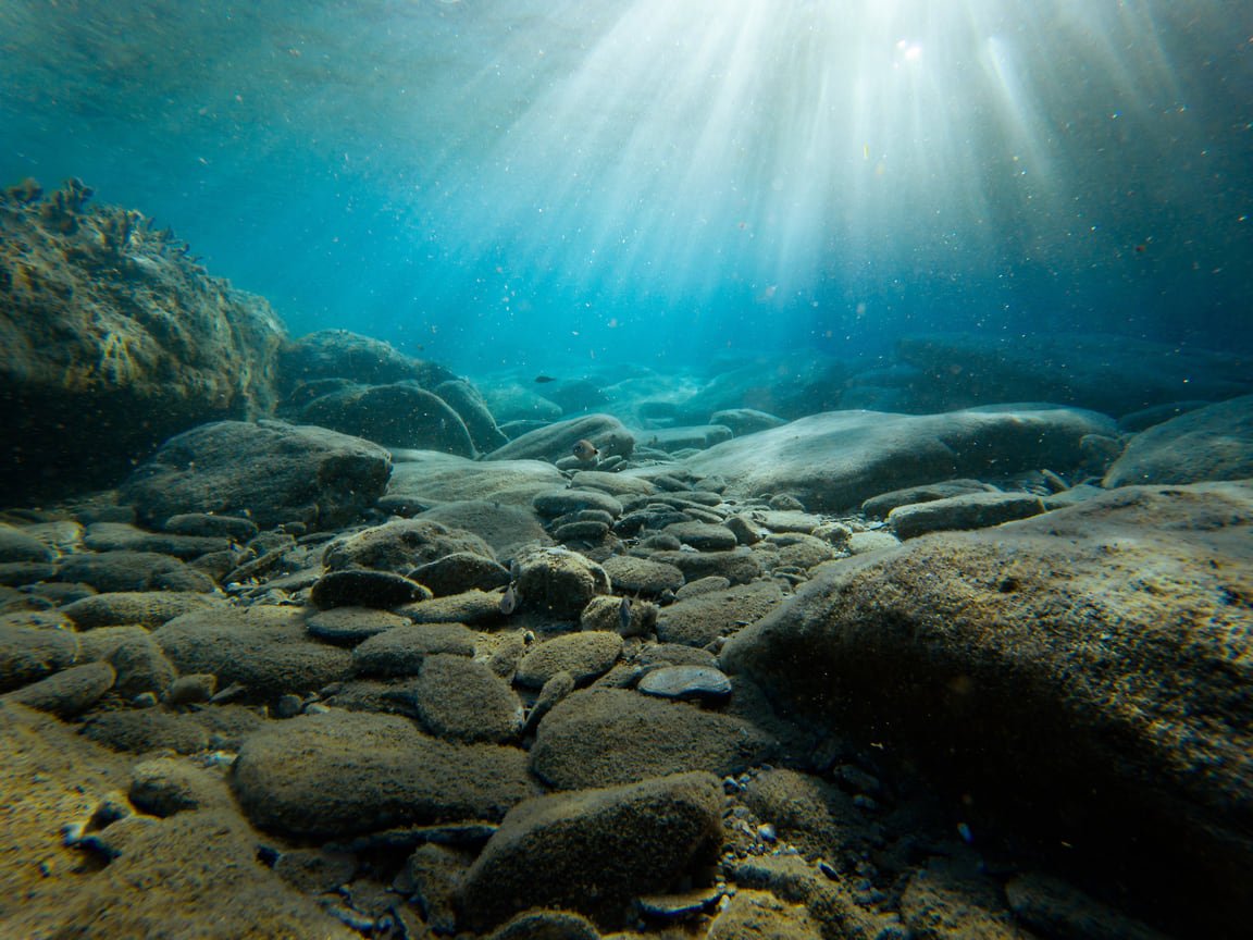 В черном море найдена подводная река