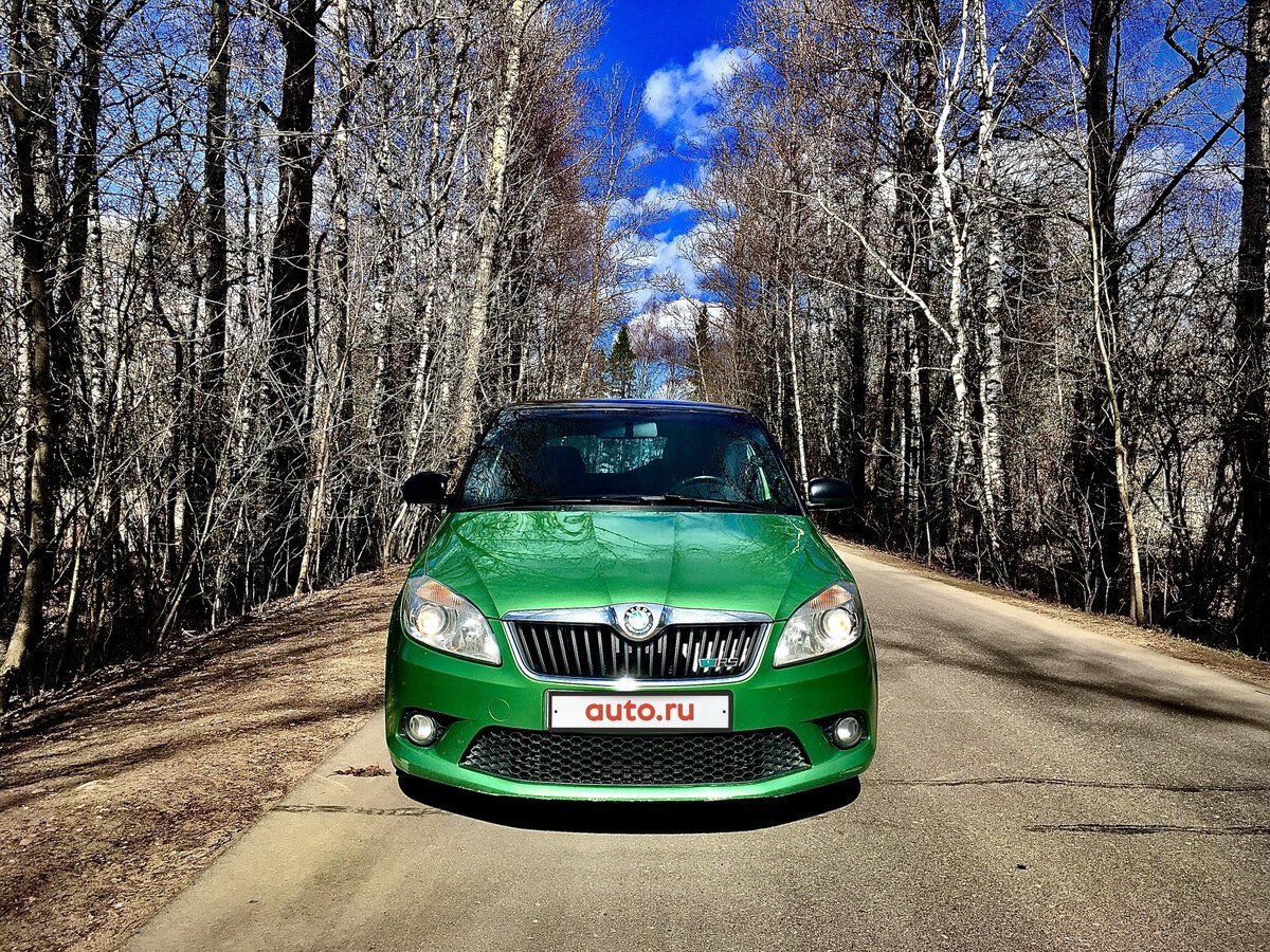 Октавия а5 RS зеленая