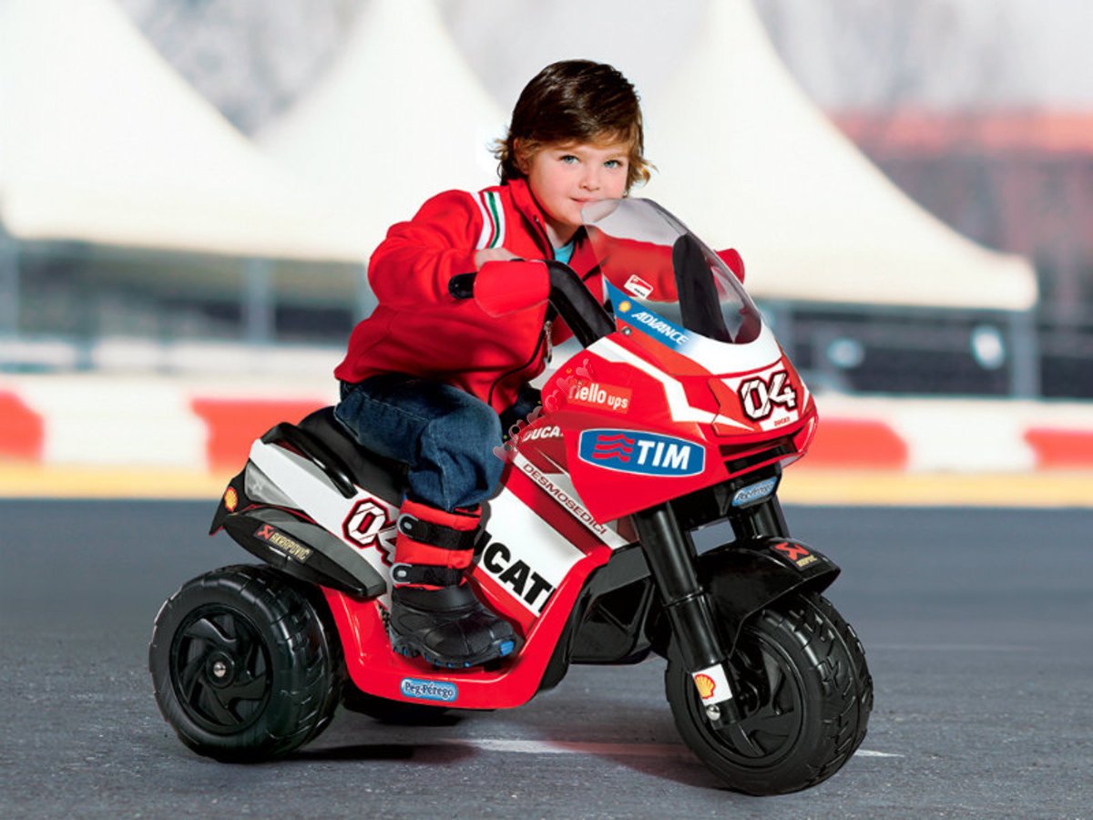 Кроссовый мотоцикл для детей