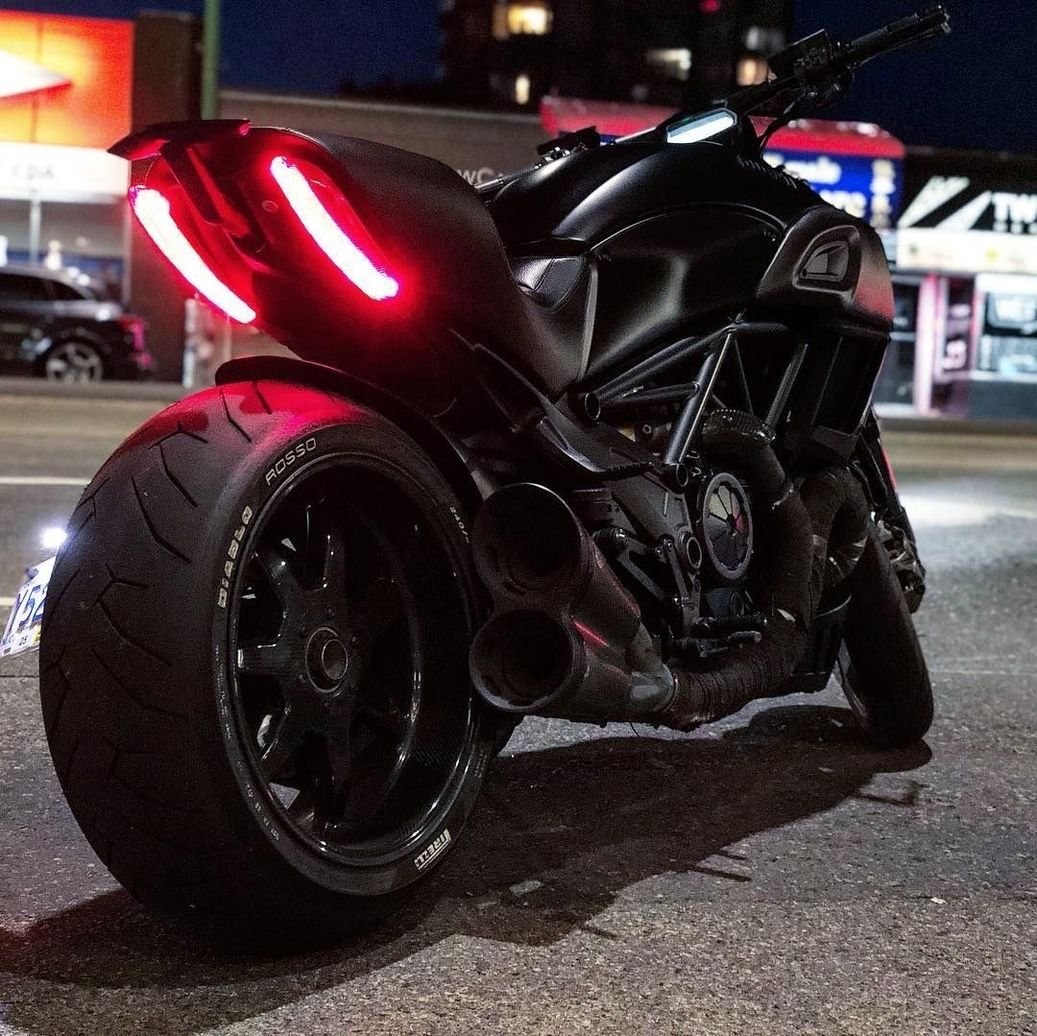 Мотоцикл Ducati Panigale Custom