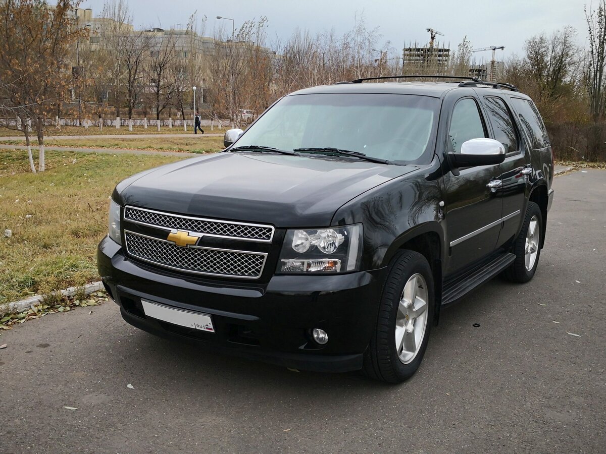 Chevrolet Tahoe Black 2011
