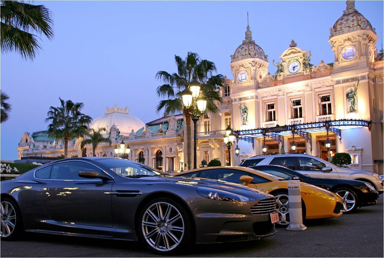 Самый дорогой город для жизни. Монте Карло казино машины. Мерседес Монте Карло. Монако Монте Карло. Монте Карло Монако крутые авто.