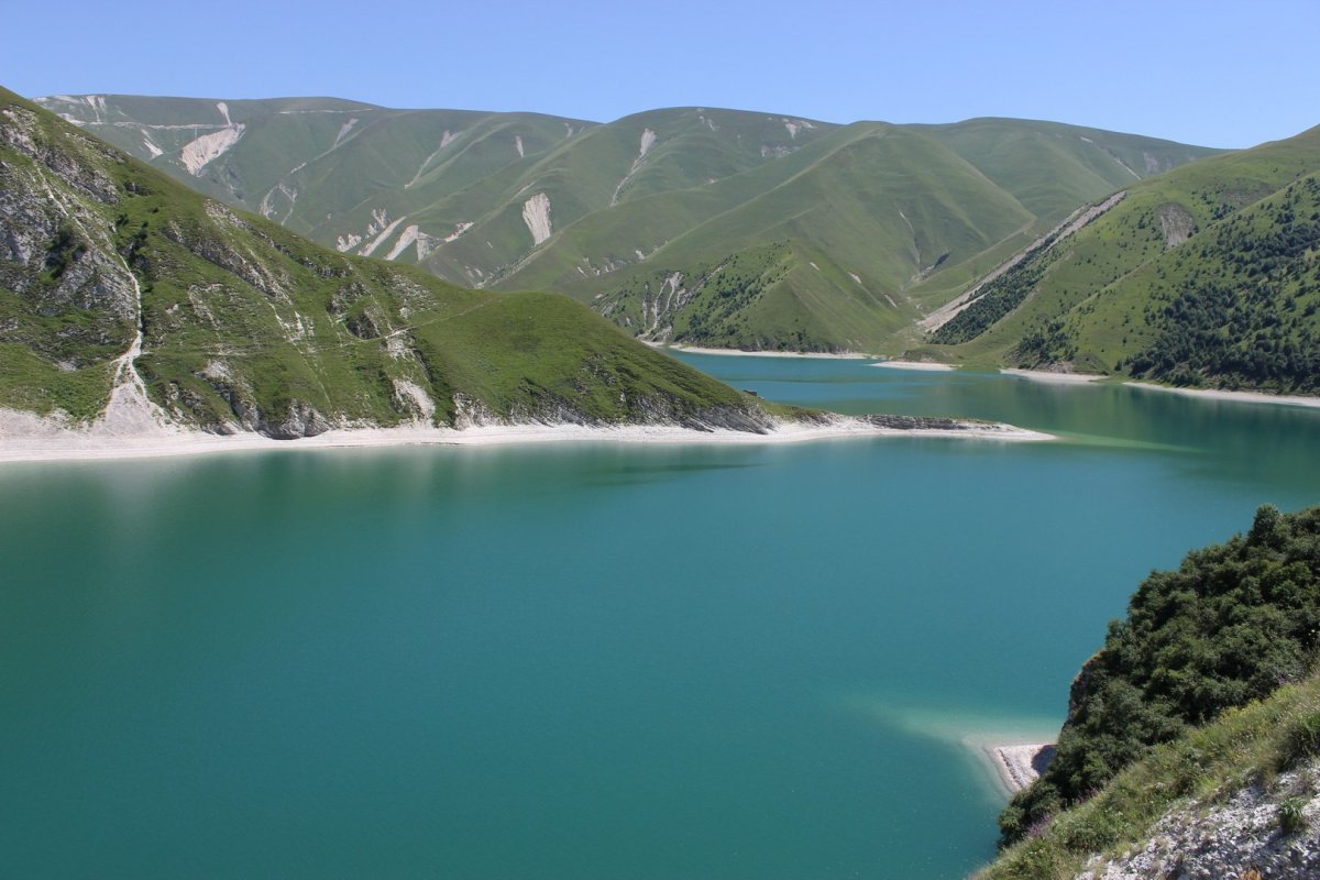 Озеро Мочох в Дагестане зимой