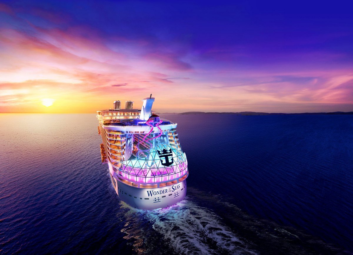 Круизный корабль "Wonder of the Seas New ship 2022"