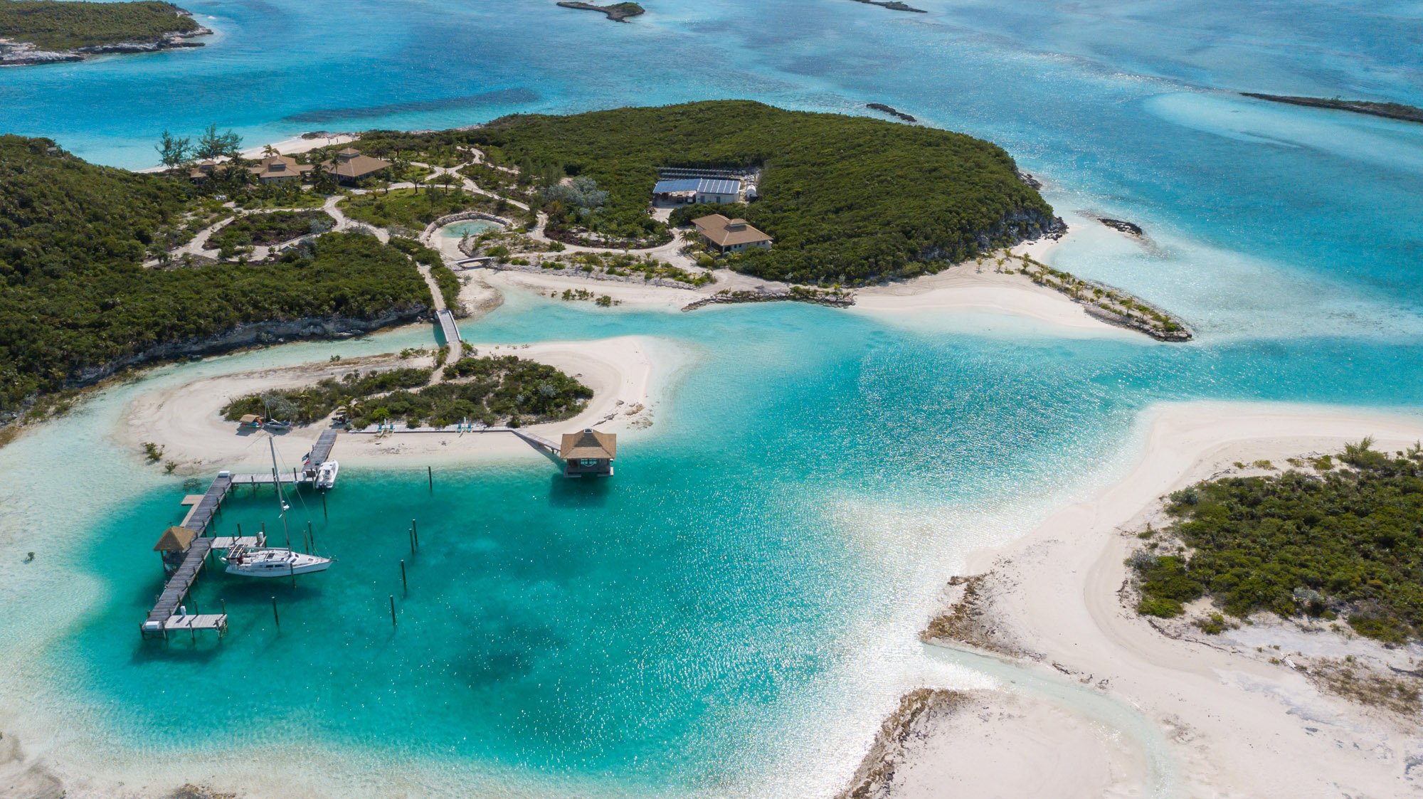 Www island. Musha cay, Багамы. Остров Норманс-Кей на Багамах. Остров Муша Кей. Частный остров Дэвида Копперфильда.