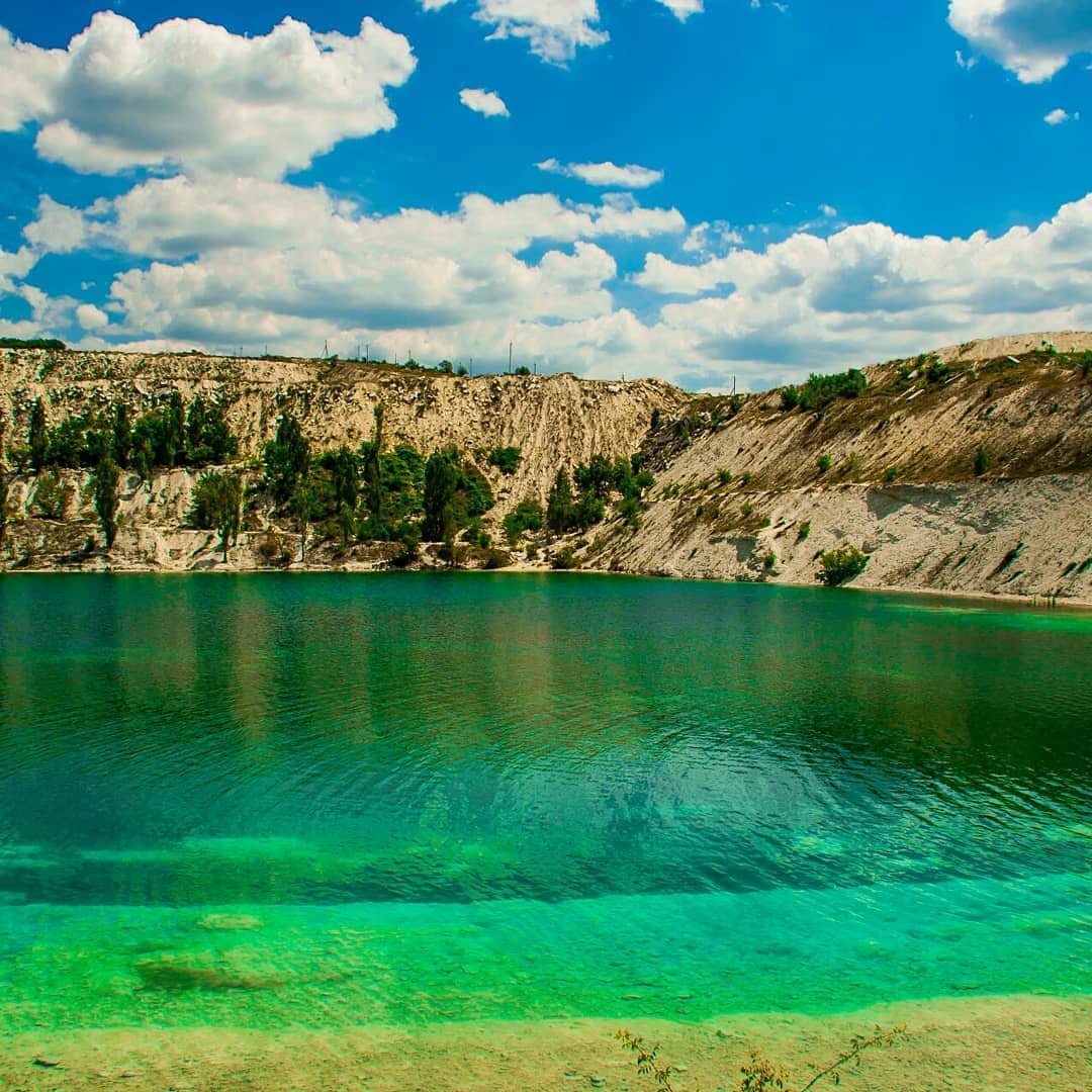 Озеро сердце Крым Кадыковский карьер