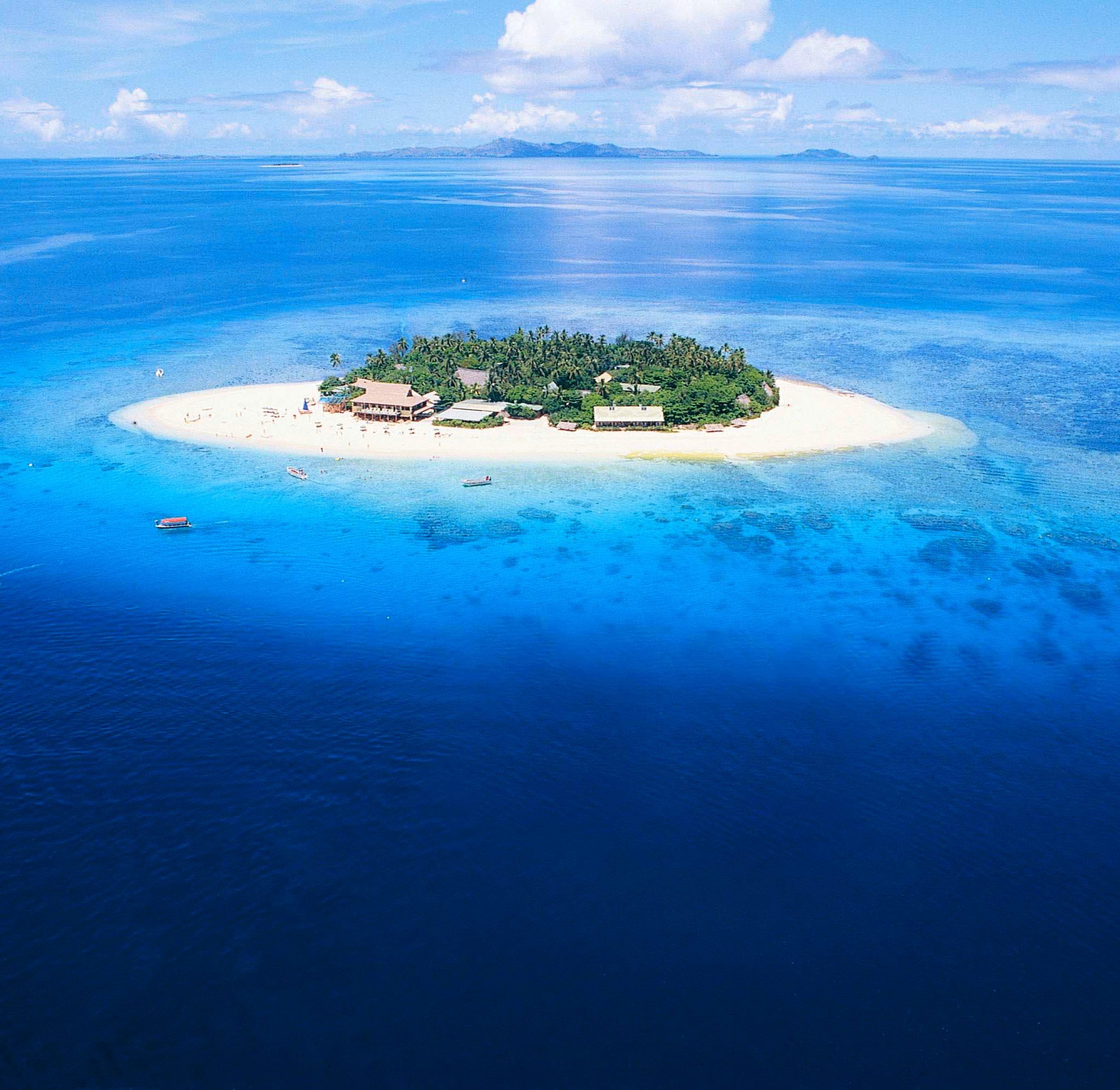 Запишите острова тихого океана. Острова Ясава Фиджи. Остров Макати Фиджи. Архипелаг Палау. Фиджи Маманука.