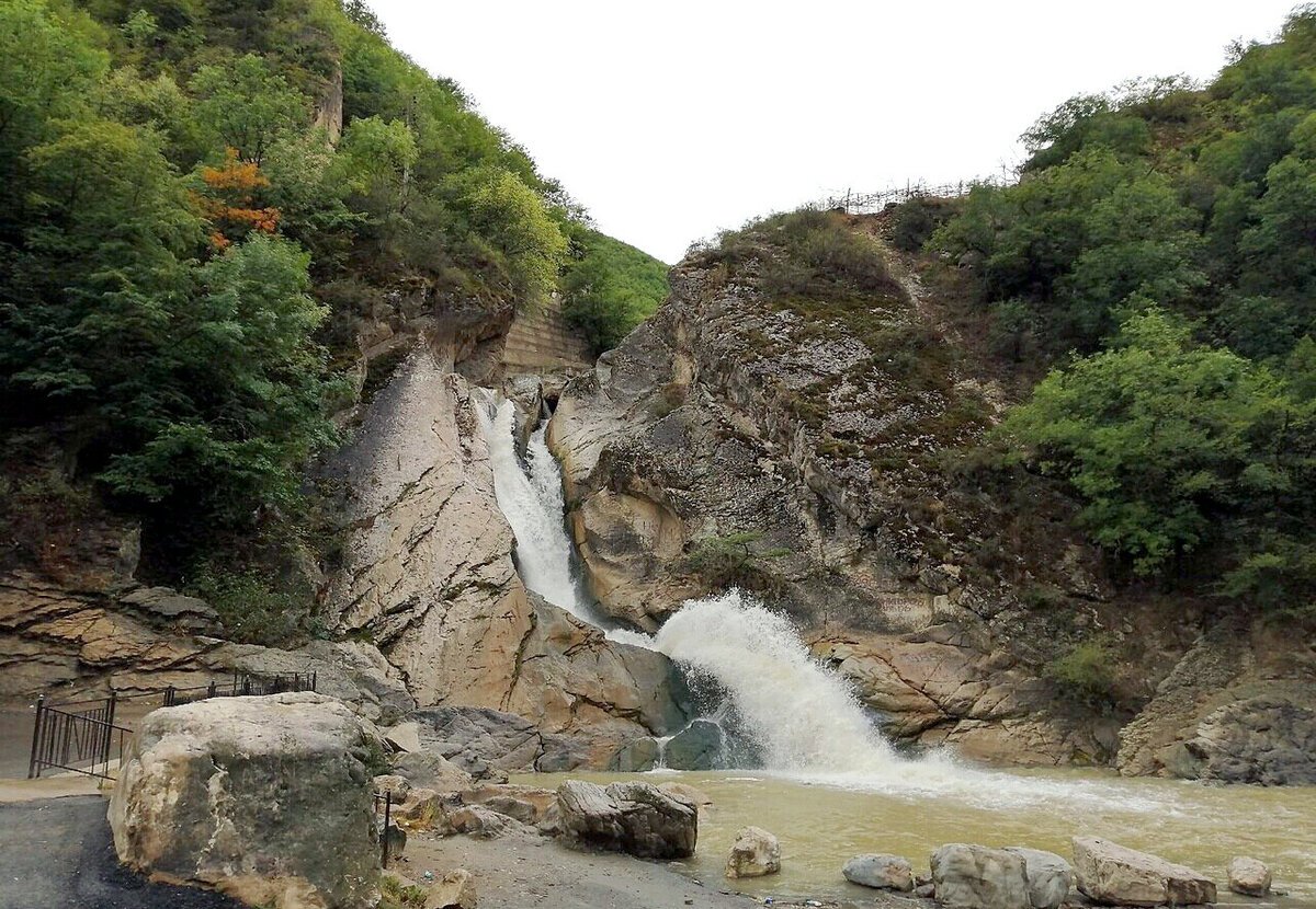 Водопад Гаджимурада Дагестан