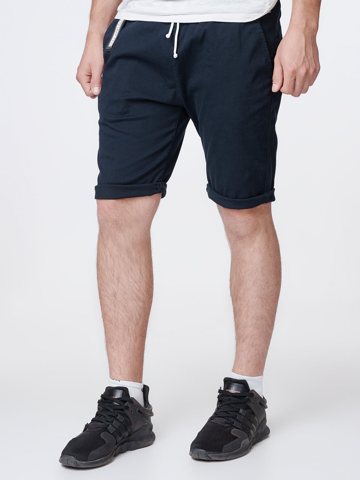 Мужские шорты выше колена - 69 фото
