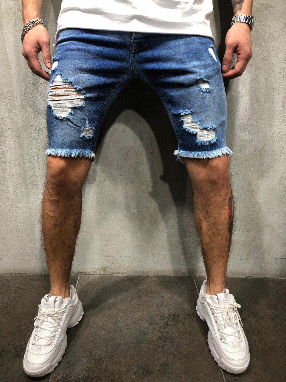 Мужские джинсовые шорты рваные - 66 фото