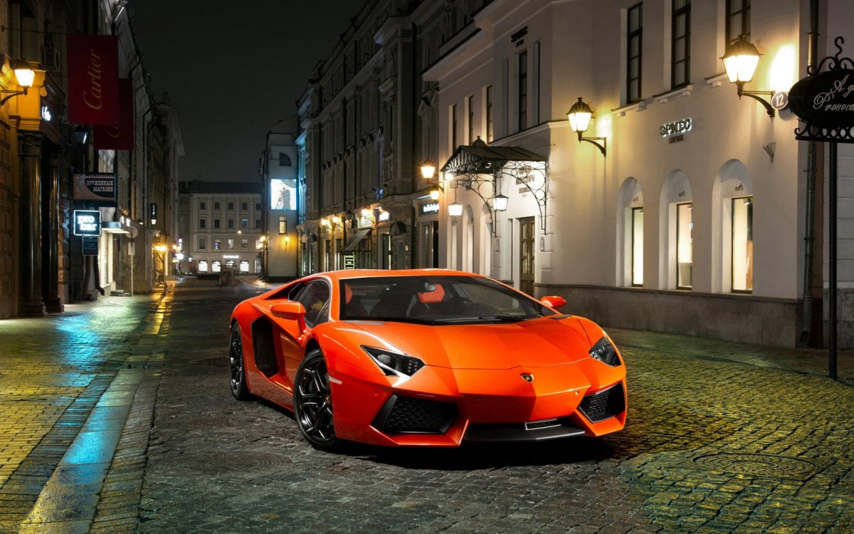 Lamborghini Aventador i lp700-4