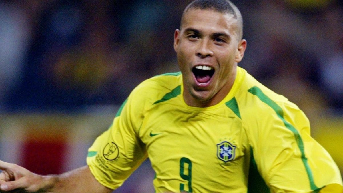 Знаменитый футболист Кристиано Роналдо