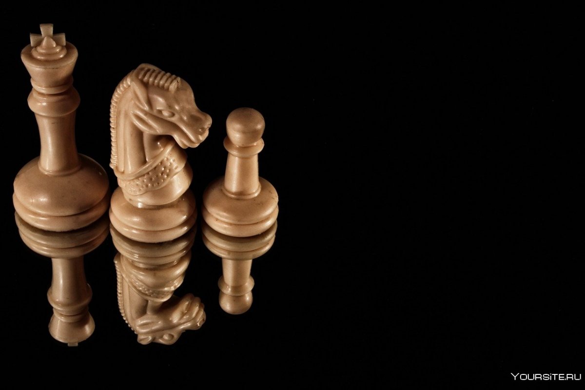 Тату шахматный слон