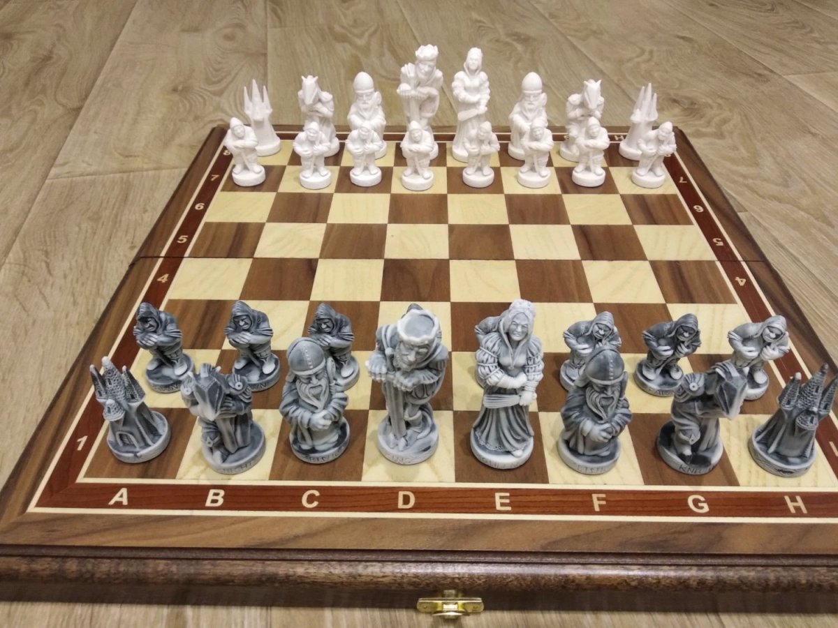 Резные шахматы Рыцари