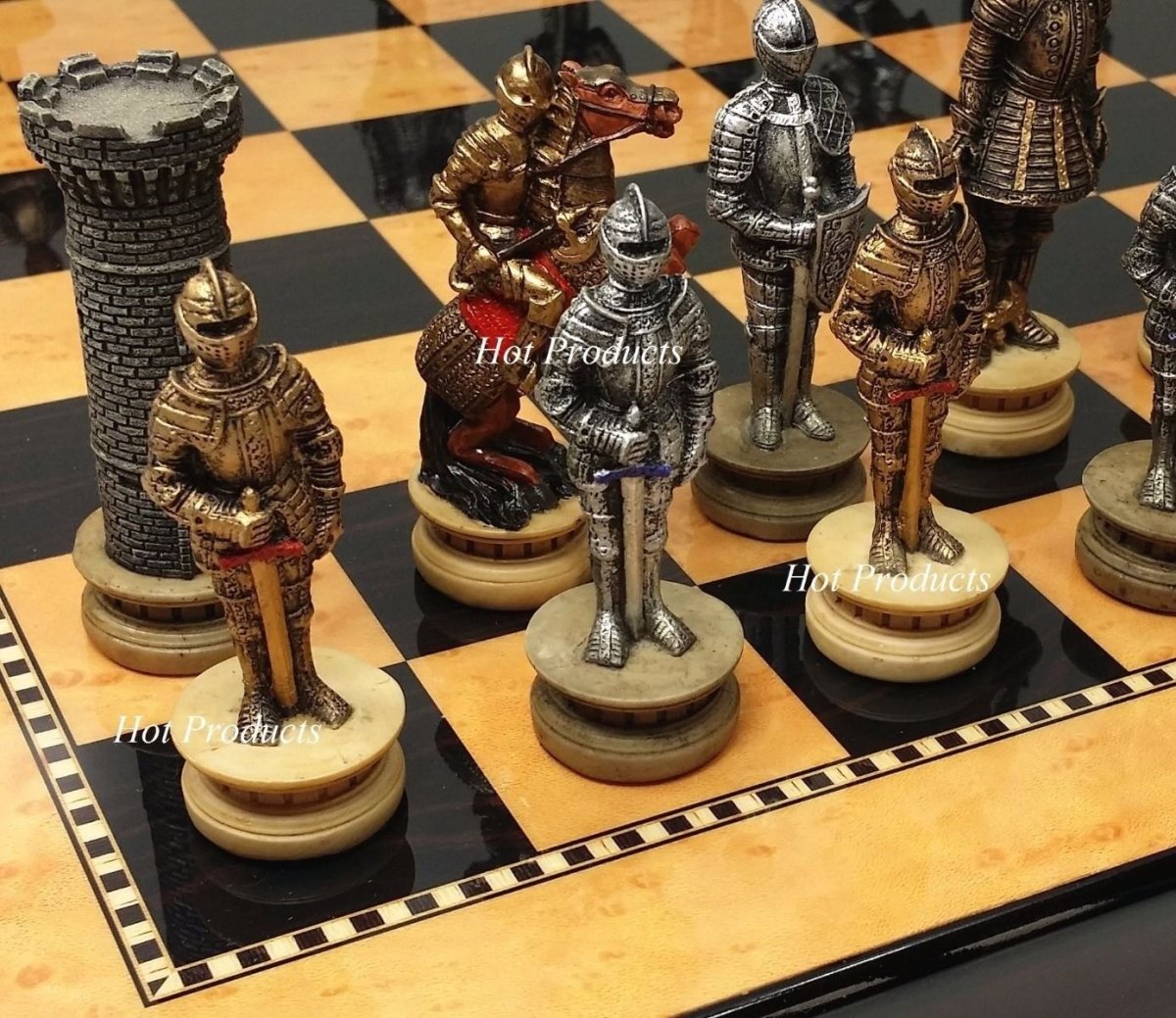 Шахматы с фигурками рыцарей
