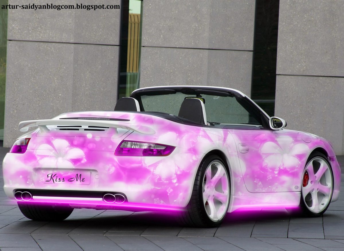 Розовая машина