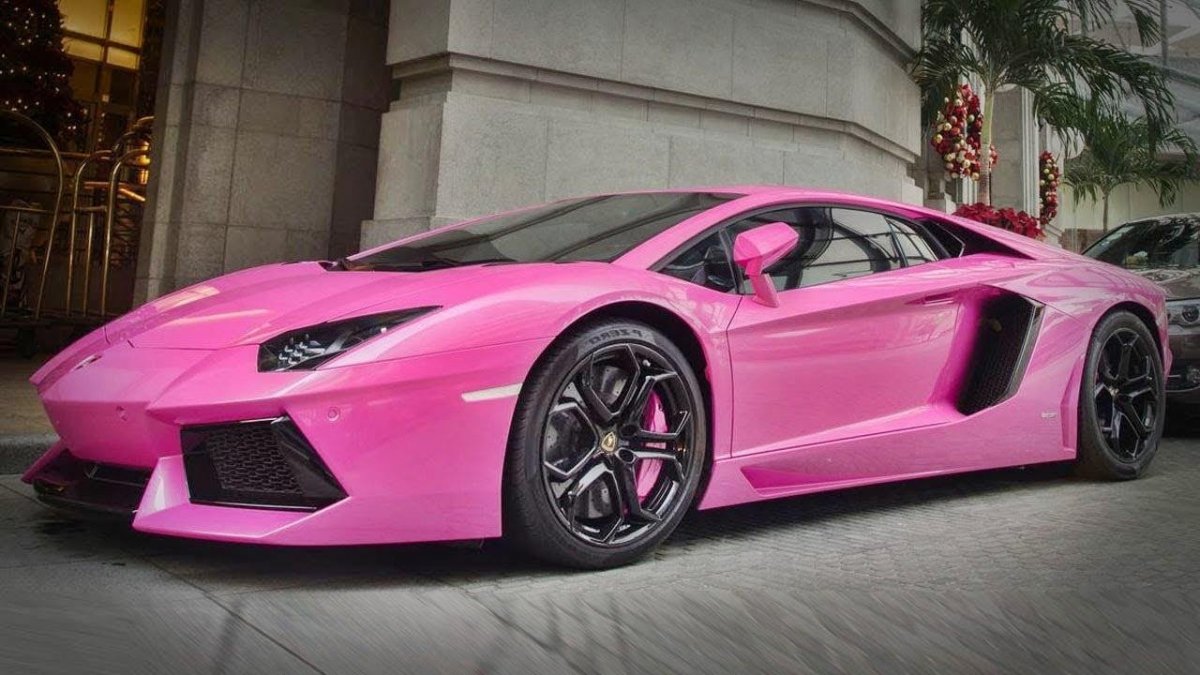 Форд Мустанг розовый