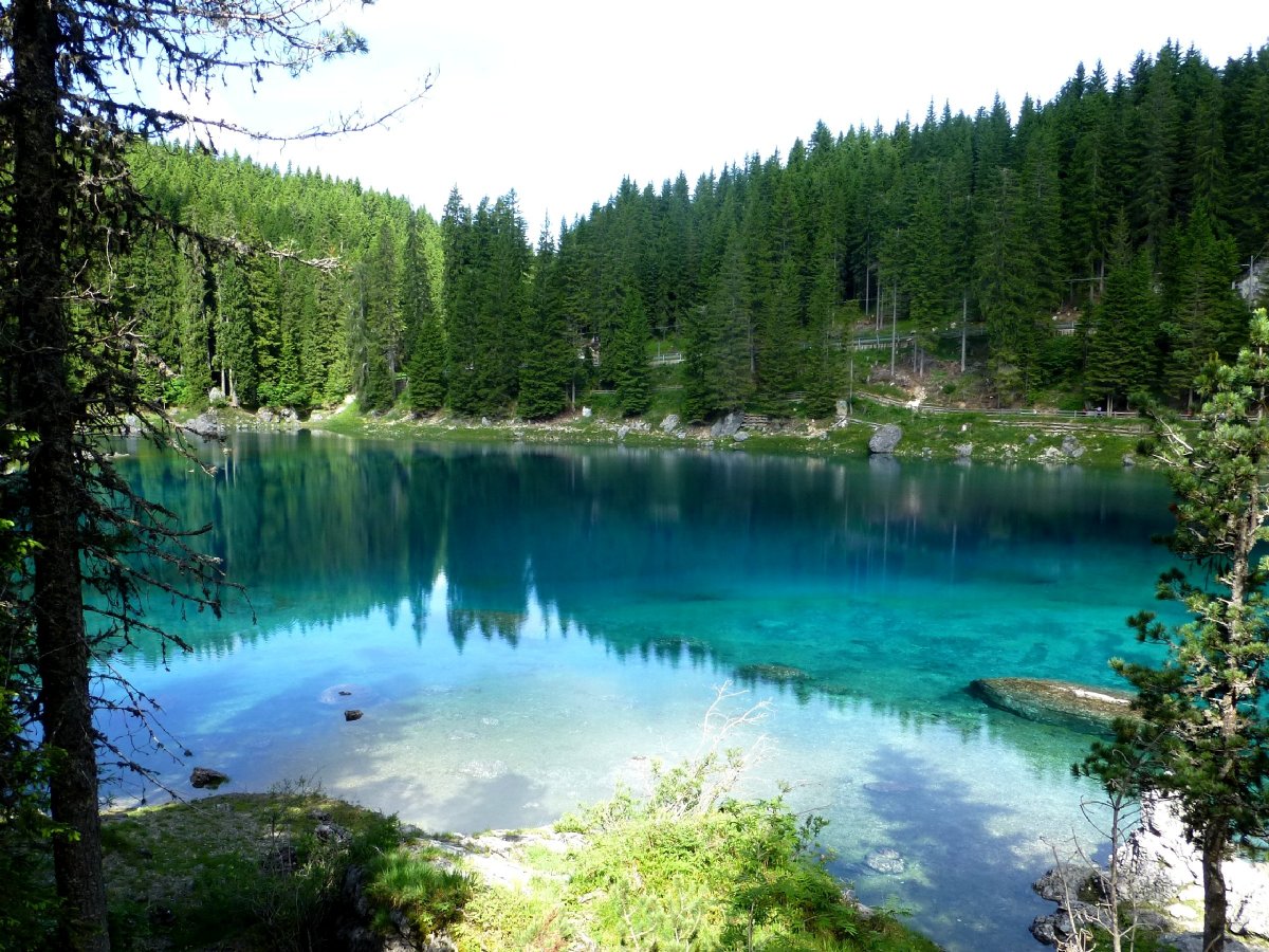 Озеро Карецца фото