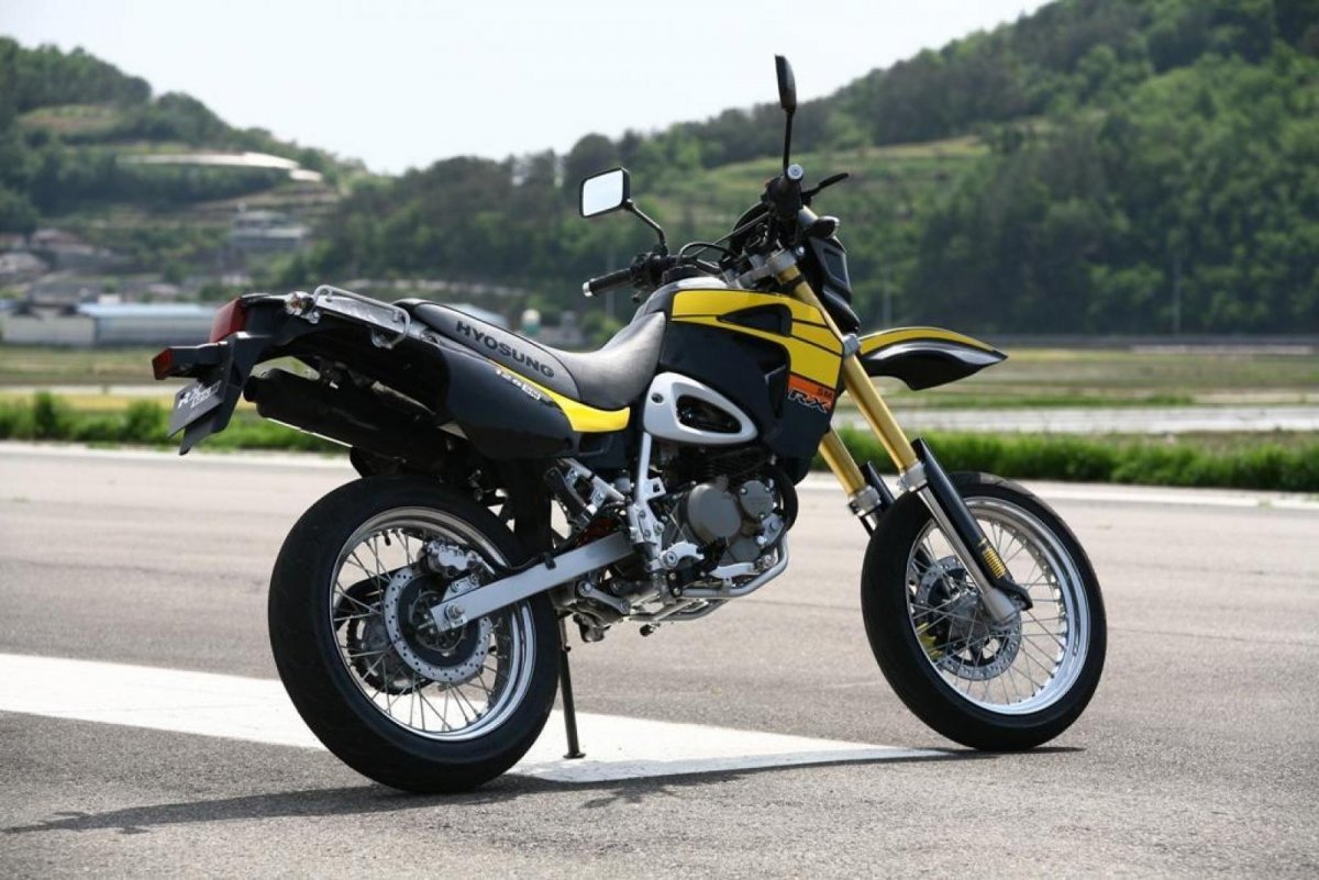 Хьюсонг 125