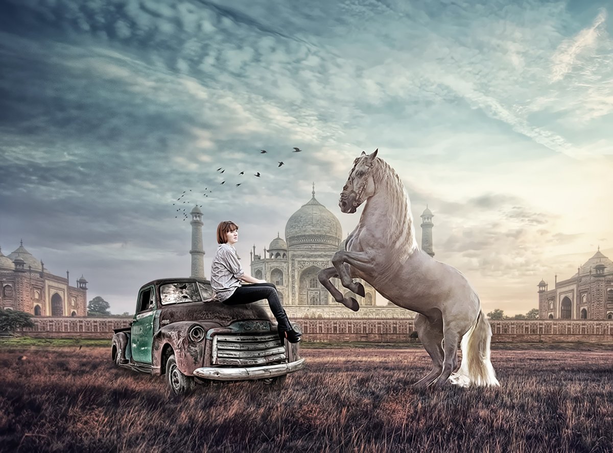 Фотосессия с машиной и лошадью