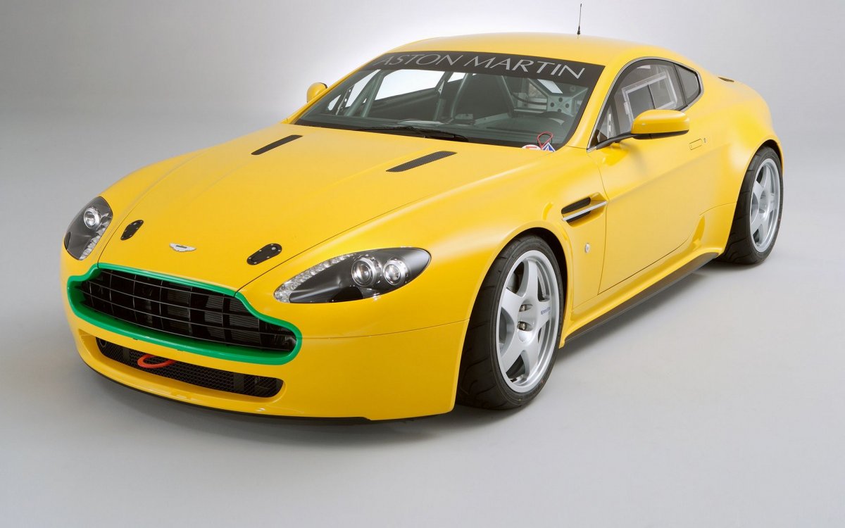 Aston Martin Vantage 2007