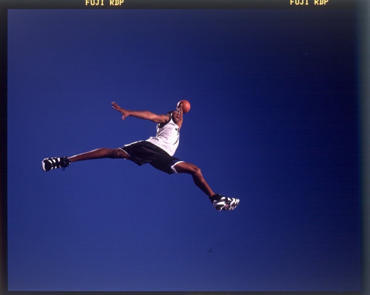 АИР Джордан прыжок