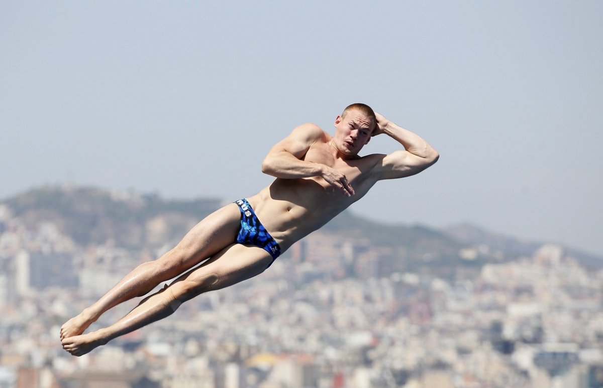 Джейсон Стэтхэм на турнике