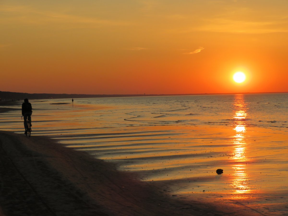 Балтийское море Юрмала солнце