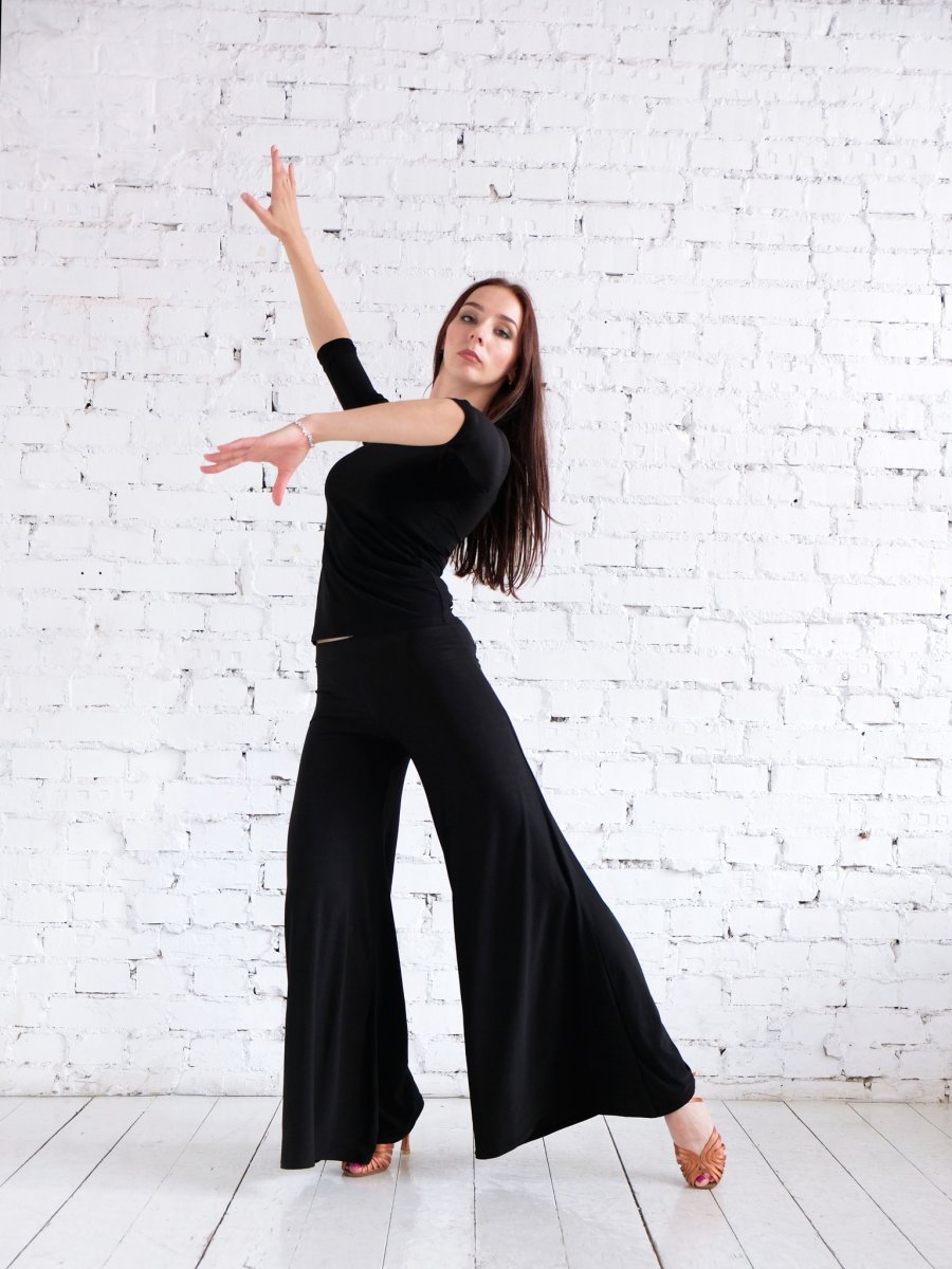 Брюки клеш для танцев