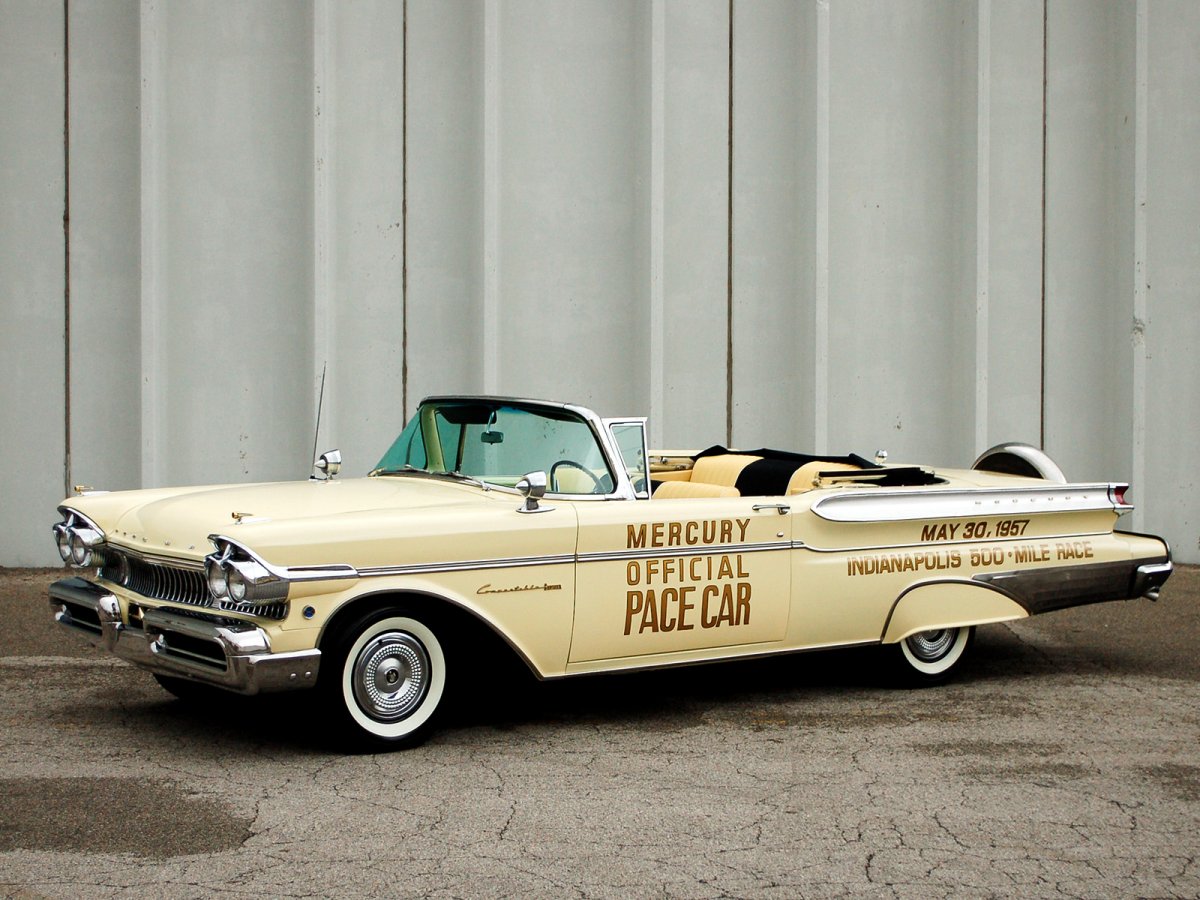 Mercury Cruiser 1957