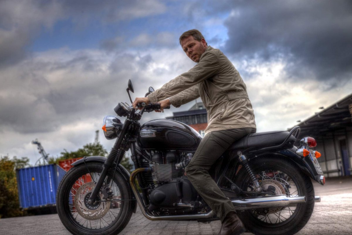 Мотоцикл Kawasaki w800