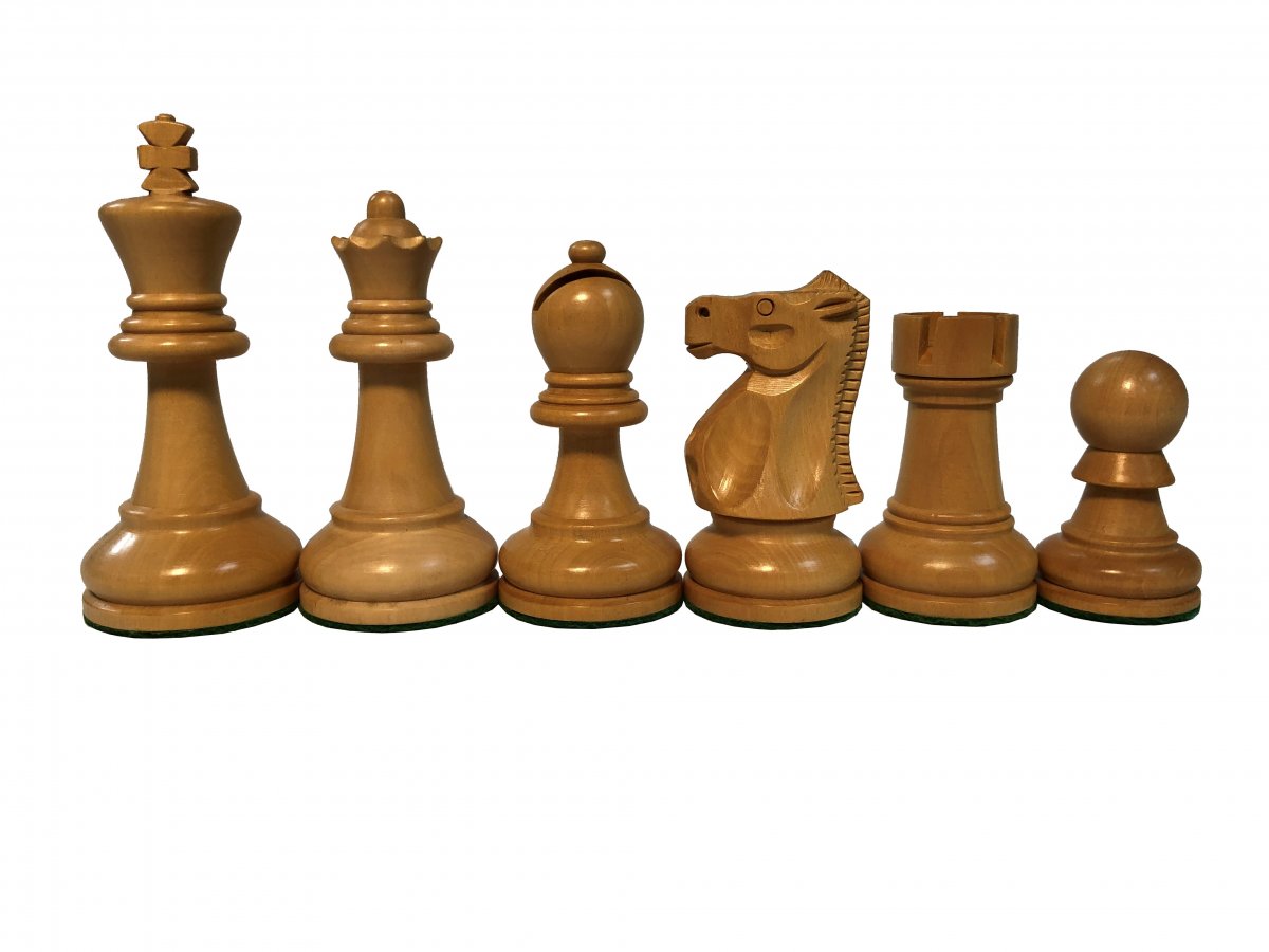 Шахматы расстановка фигур на доске Король и ферзь