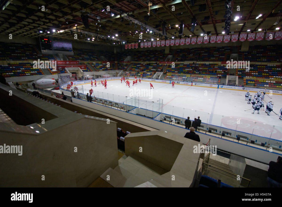 Хоккейная Арена в Москве Лужники