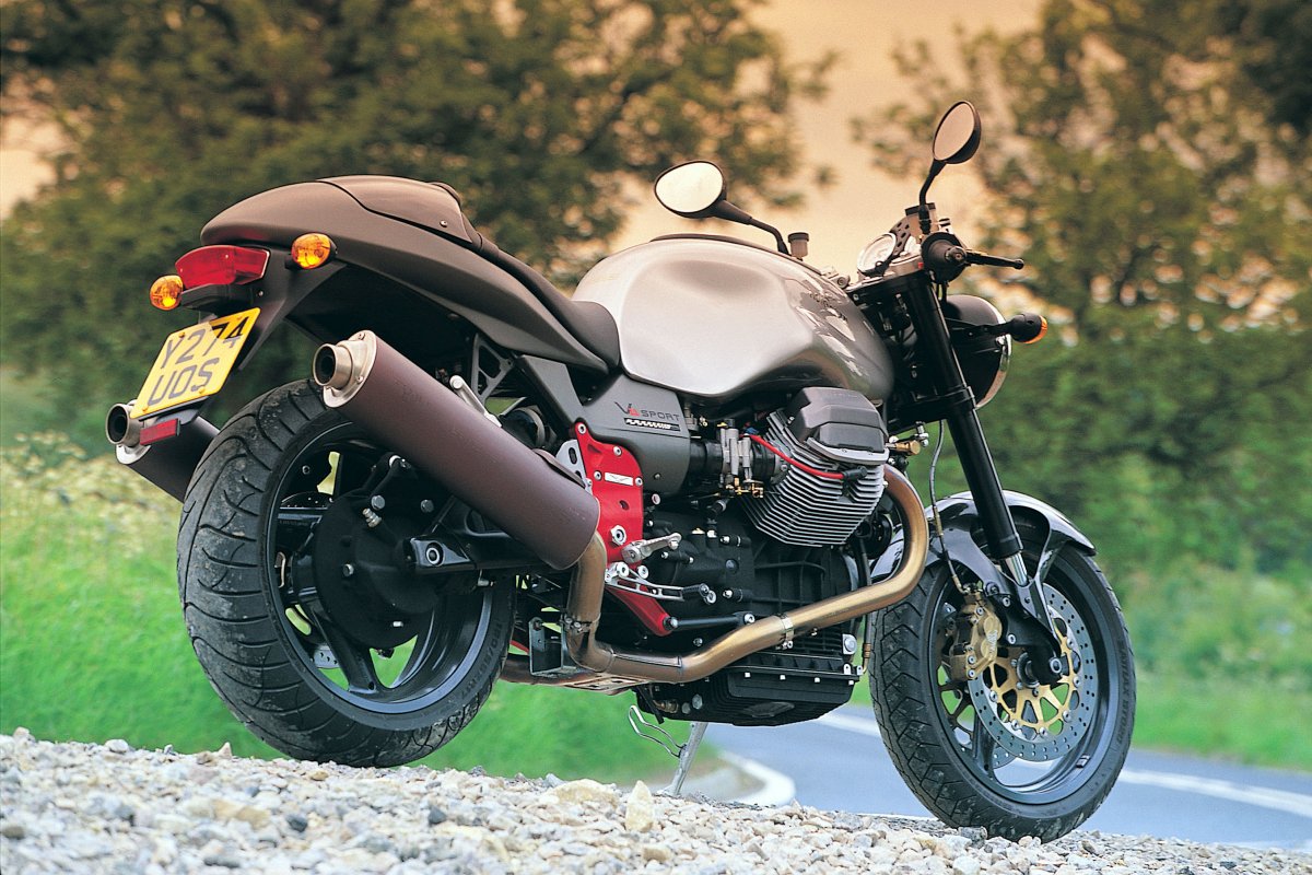Moto Guzzi v7 III