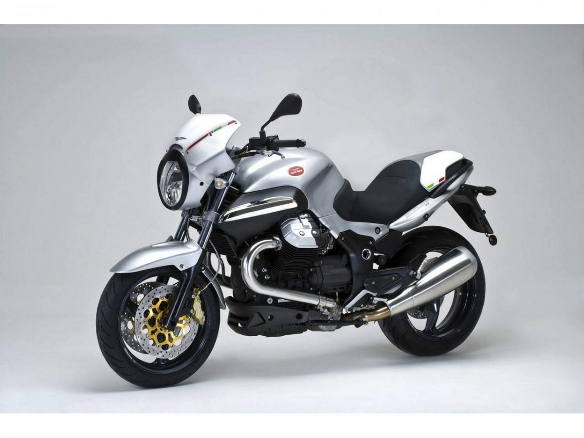 Moto Guzzi v