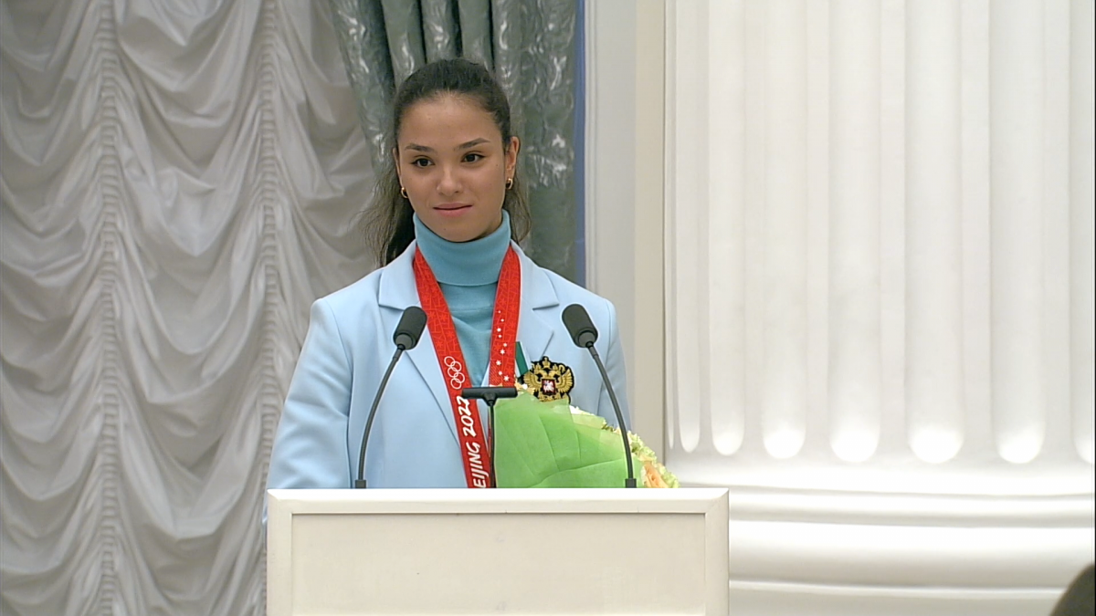 Олимпийская чемпионка лыжница Вероника Степанова