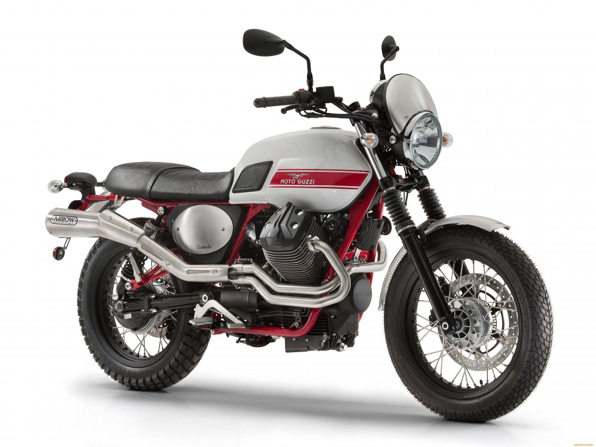 Moto Guzzi v7 Stone
