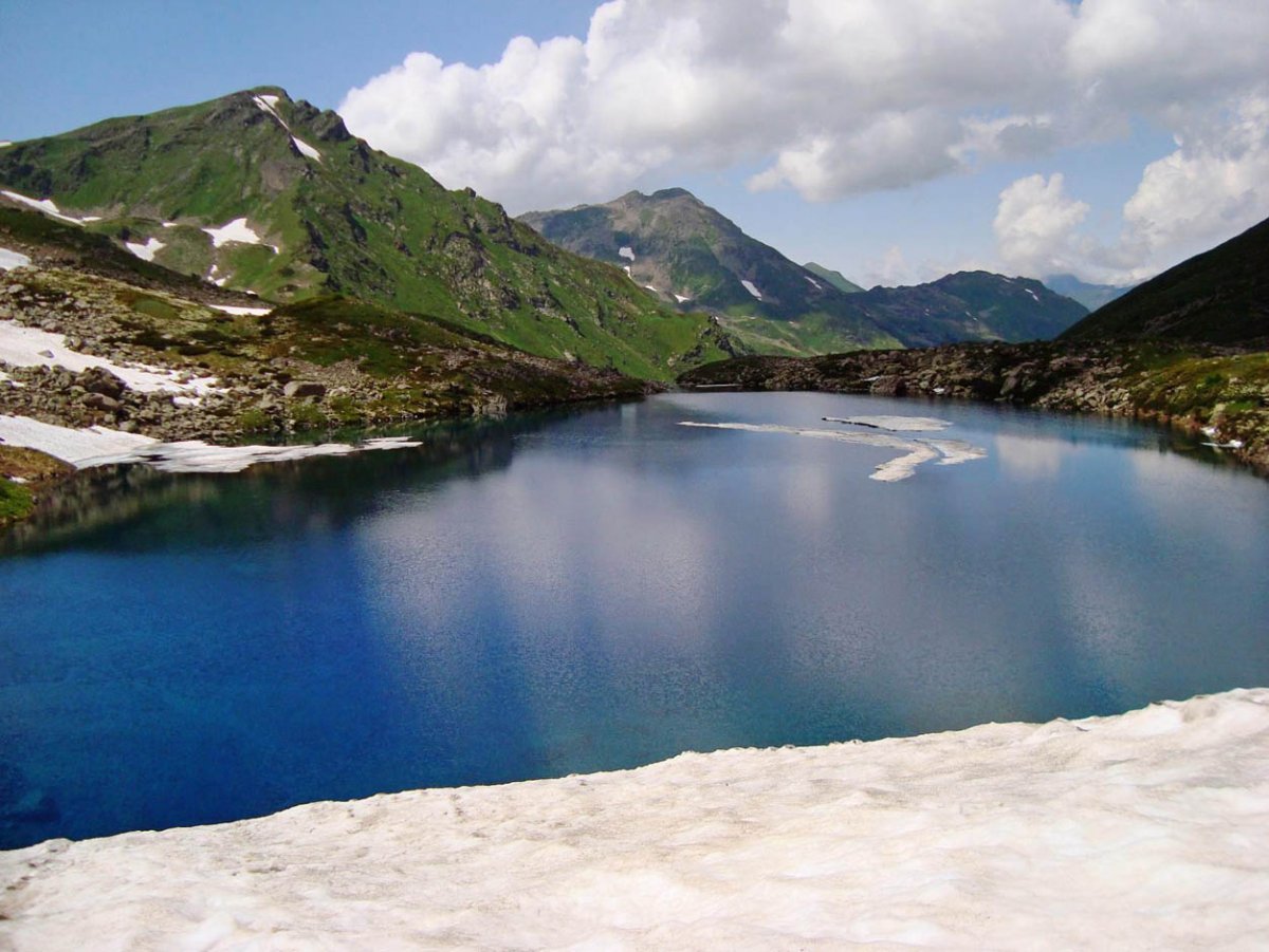 Семицветное озеро на Кавказе