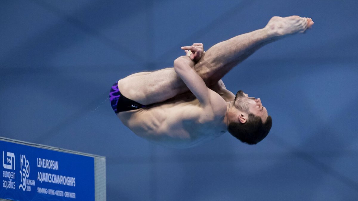 Руслан Терновой прыжки в воду