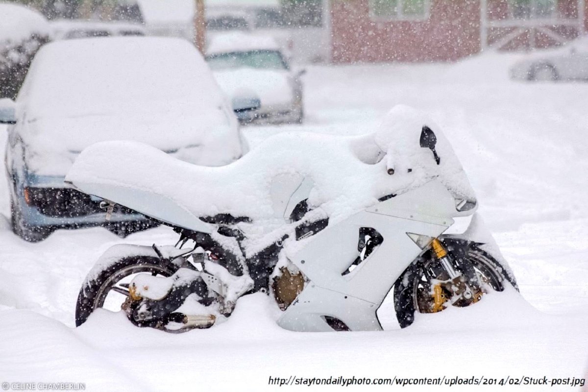 Зимние мотоциклы по снегу