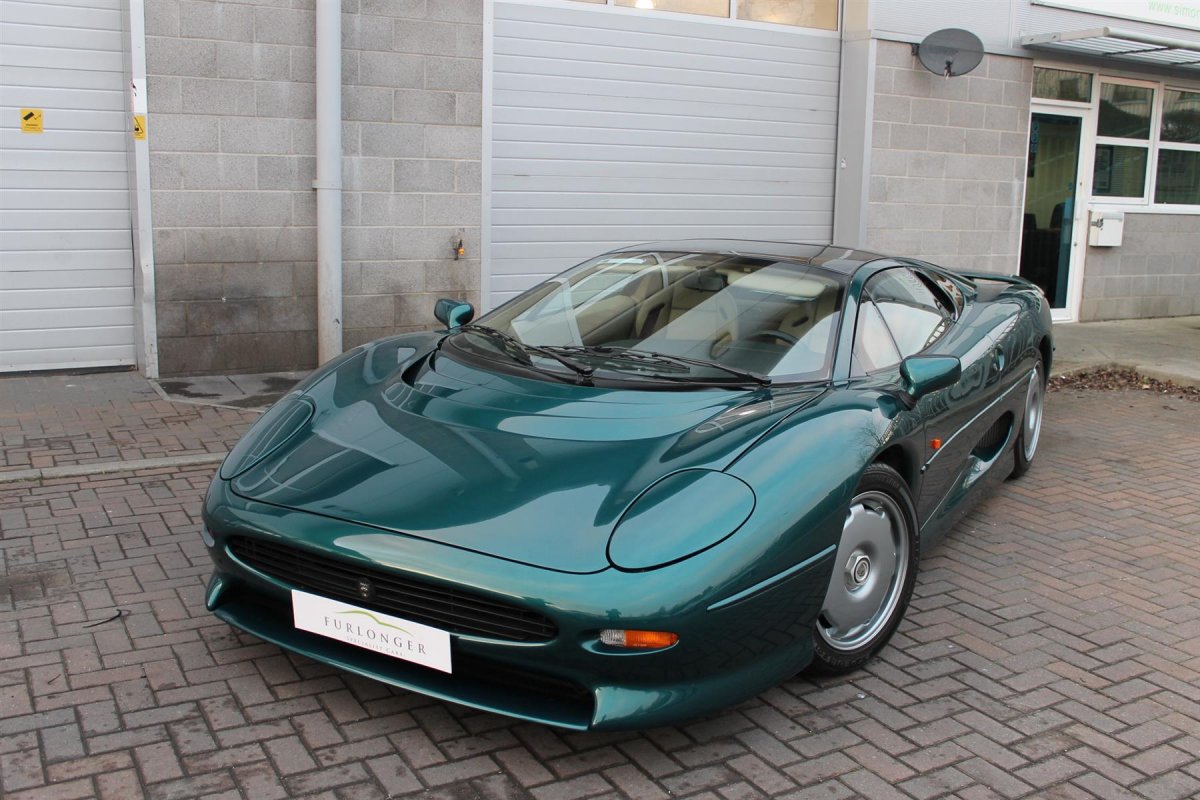 Jaguar - xj220 - 1996