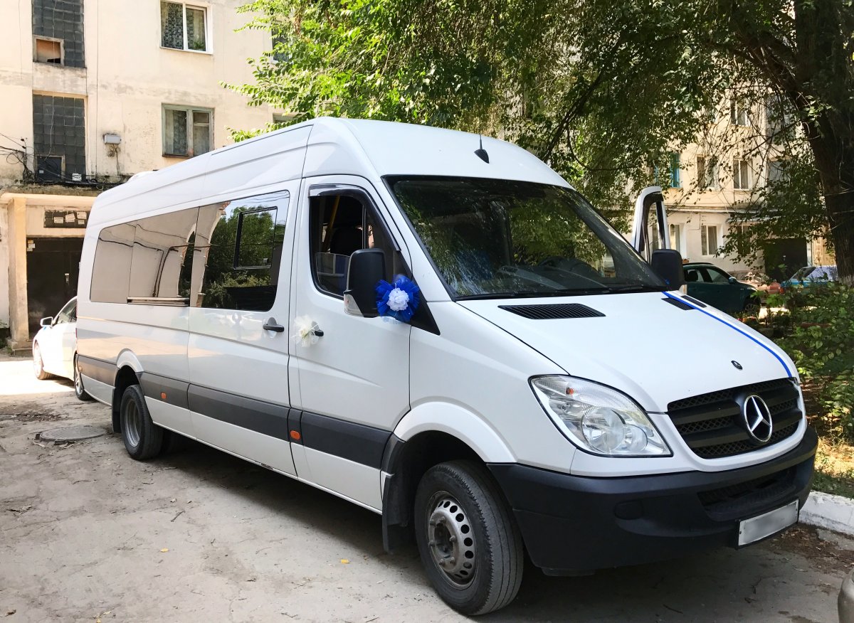 Mercedes Benz Sprinter 2001 удлиненный
