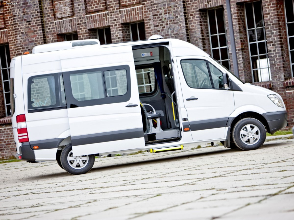 Mercedes Sprinter 2
